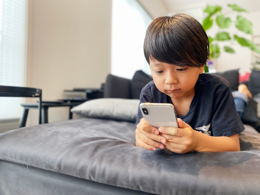 使わ なくなっ た スマホ を 子供 に 使わ せる